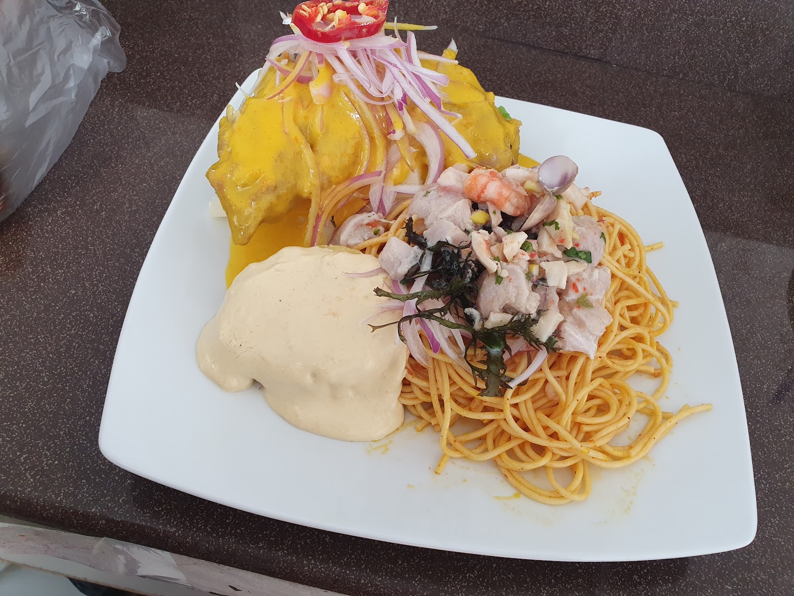 Las Hermanitas cevicheria laredo