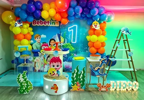 Decoración de cumpleaños infantil y primer añito temático en Trujillo