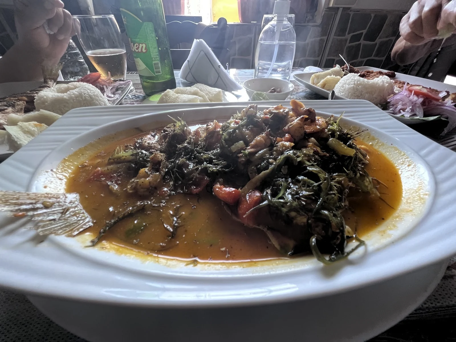 Pescado en salsa de la casa